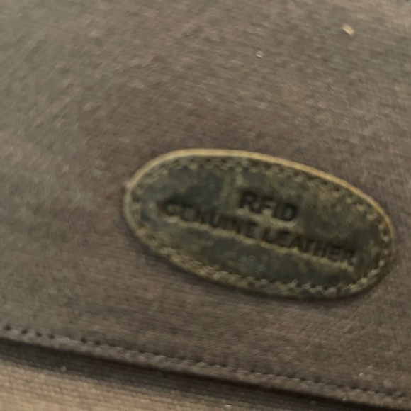 Rustic Vintage RFID Wallet - Picture 6 of 7